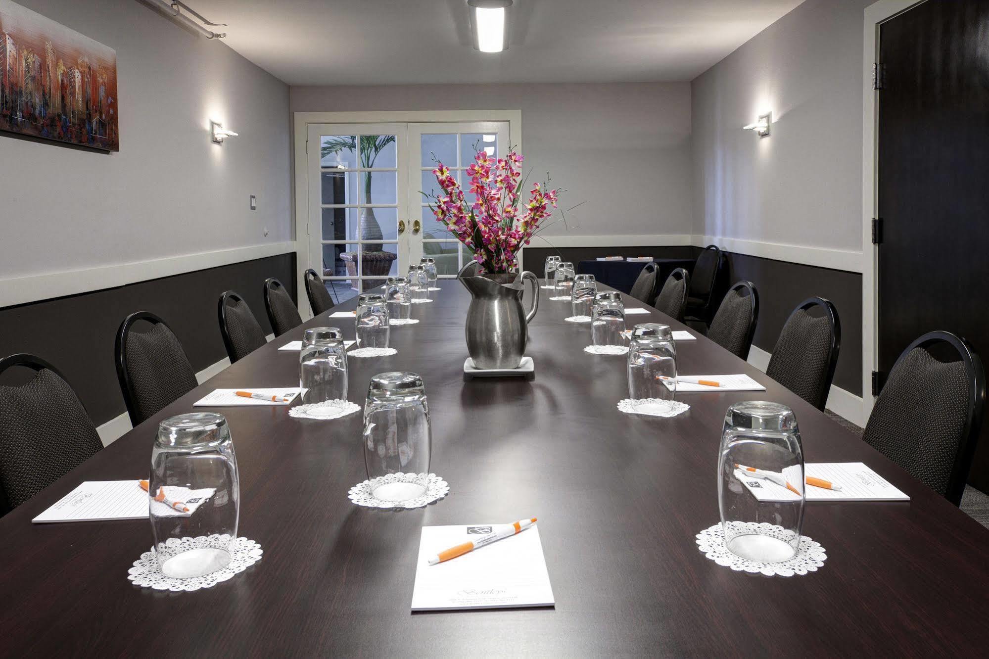 Bentley'S Boutique Hotel; Best Western Premier Collection Osprey Επιχειρήσεις φωτογραφία